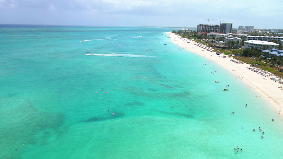 GRACE BAY BEACH